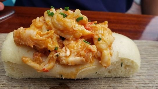 Eventide Oyster Co. in Portland, Maine Named One of Food Network’s Top Seafood Restaurants in the U.S. (featured)