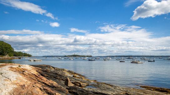 Suburban Luxury With Coastal Convenience: Why Falmouth, Maine Is a Top Destination for Newcomers (Live in Maine )