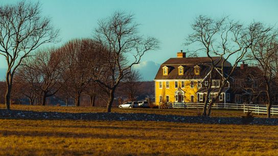 Southern Homebuyers Moving to Maine May Notice a Different Home Style Trend (featured)